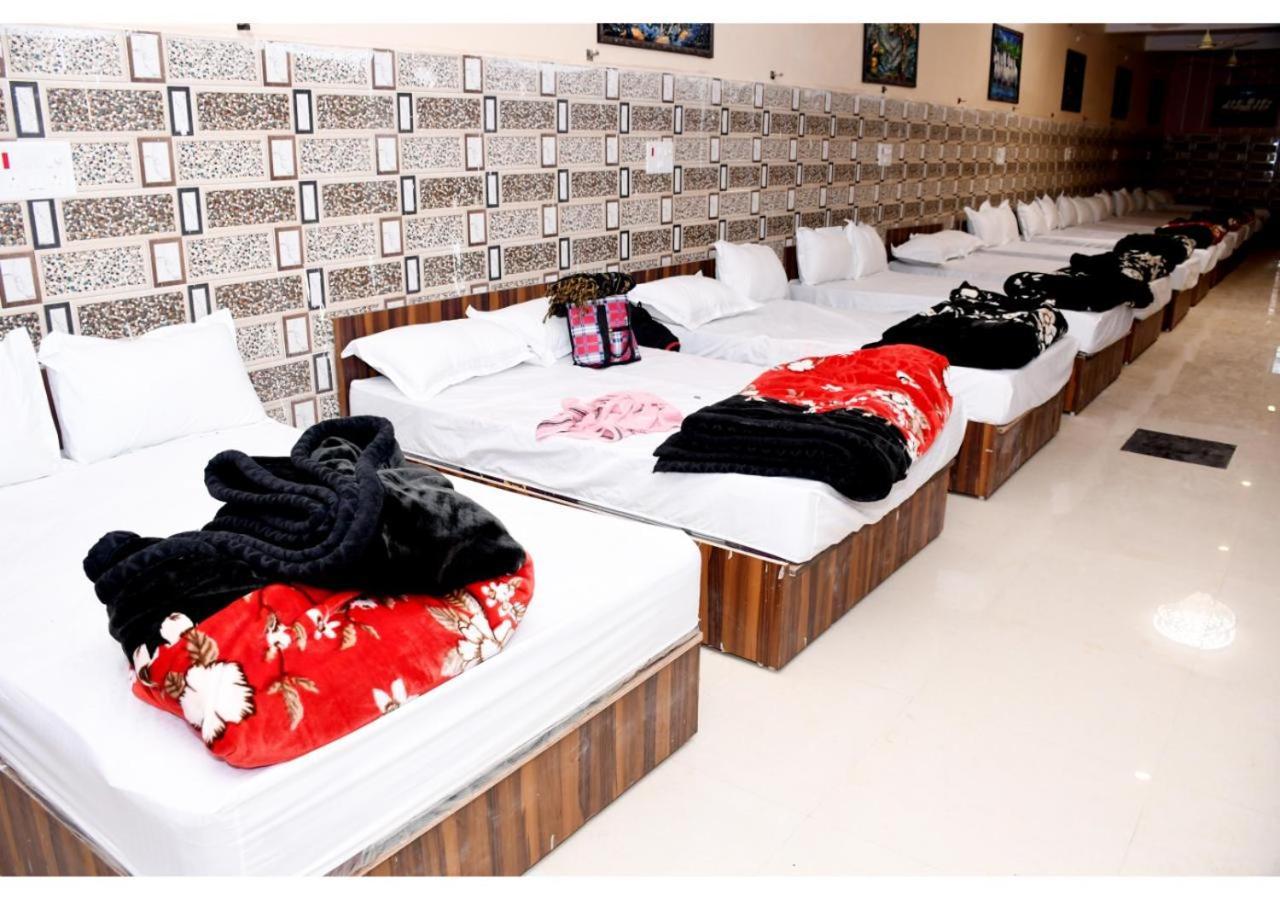 Tirupati Balaji Inn Bageshwar Dham Basāri エクステリア 写真