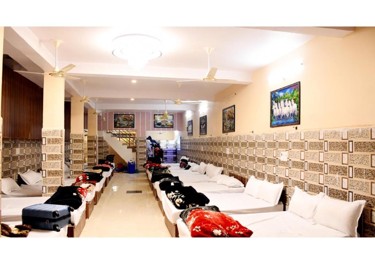 Tirupati Balaji Inn Bageshwar Dham Basāri エクステリア 写真